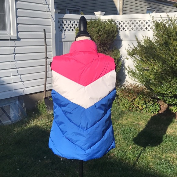 Women Juniors Gap veat size medium - Picture 3 of 6